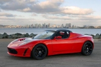 Tesla Motors почти вдвое увеличивает запас хода электрического спорткара Tesla Roadster